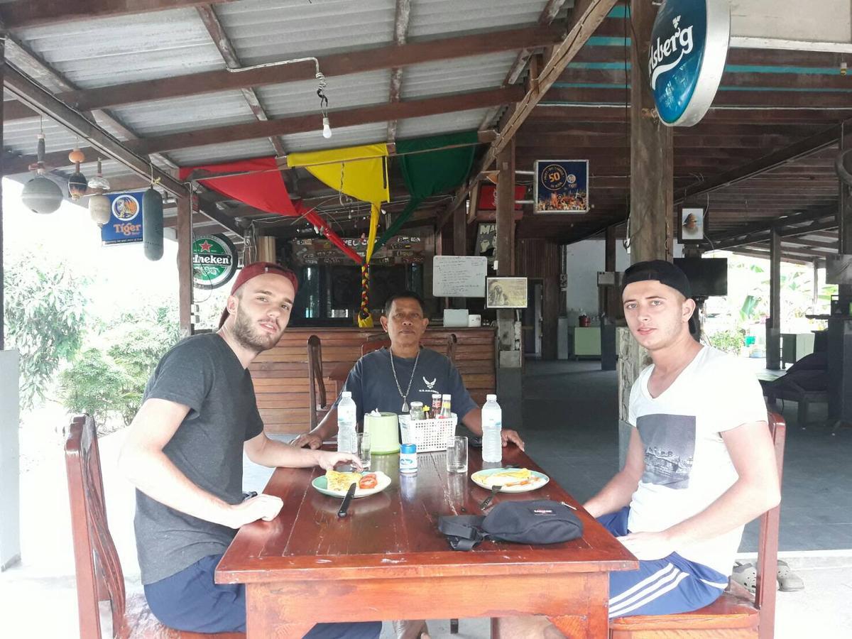 Rasta House,,Koh Phayam Hotel Exterior photo
