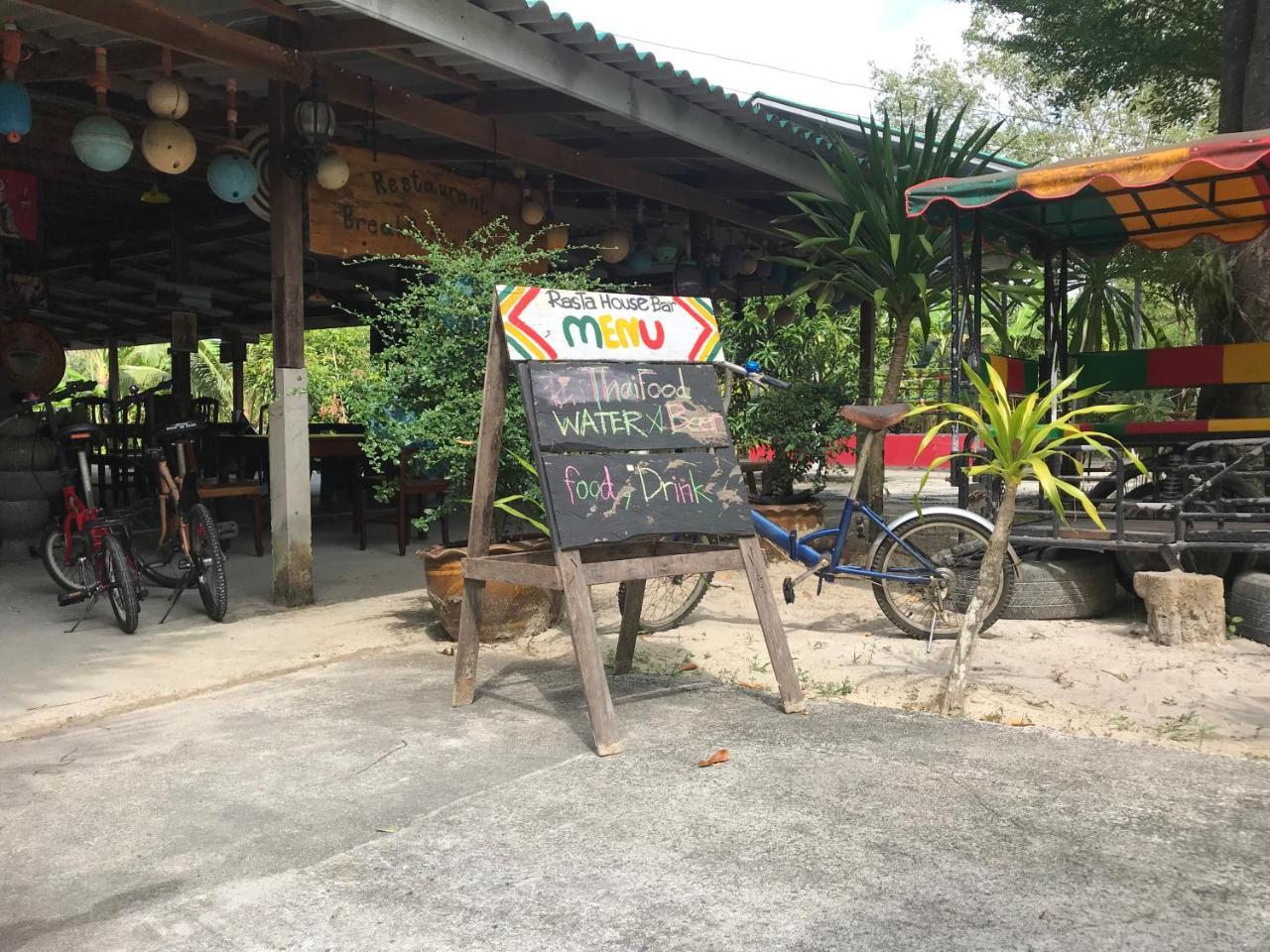 Rasta House,,Koh Phayam Hotel Exterior photo